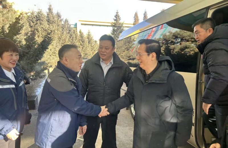 辽宁省总工会、省商务厅领导赴沈阳远大调研送温暖